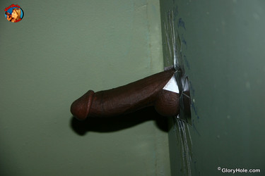 gloryhole.com/claire_dames/012.jpg