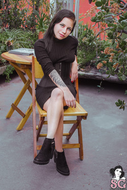 GreenEyedPoison/2023-04-07 Velvet in the Roof Garden/03.jpg
