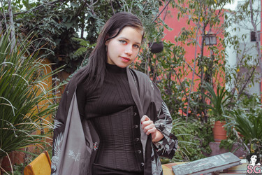 GreenEyedPoison/2023-04-07 Velvet in the Roof Garden/02.jpg