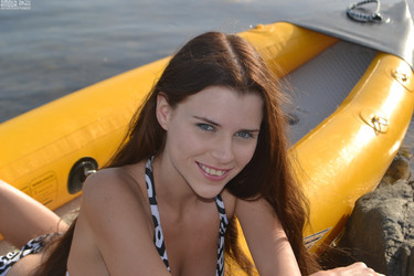 AmourAngels/Alexa/AmourAngels-KAYAK_(Original-size)/AmourAngels-0021.jpg