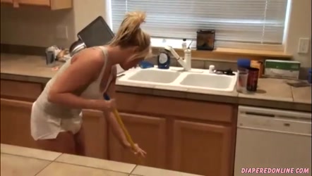 Diaperedonline - 1/240-480p/Brittney_Brittney_Kitchen_Cleaning.mp4